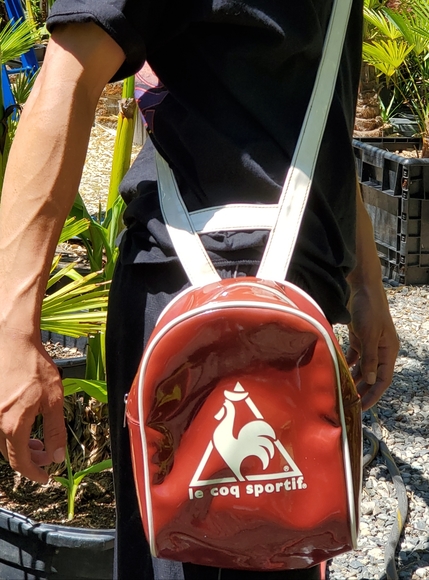 VTG Le Coq Sportif Red Sports Backpack Crossbody Bag Adjustable Strap Vinyl RARE - Picture 7 of 8
